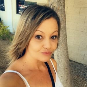 Meet your Posher, Lesa